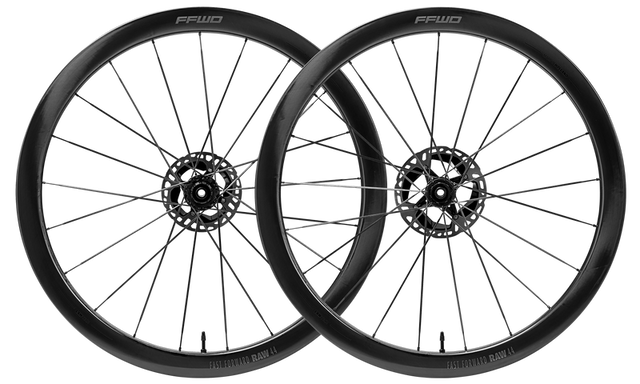 FULL CARBON CLINCHER / 44MM / 2:1 / DISC BRAKE / BLACK RAW44 SPOKE SET FFWD LLANTAS RUEDAS