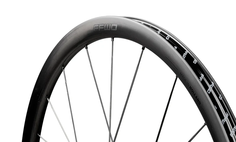 FFWD | RAW33 FULL CARBON CLINCHER / 33MM / 2:1 / DISC BRAKE / BLACK SPOKE ROAD SET FCC CS2 LLANTAS RUEDAS - Imagen 8