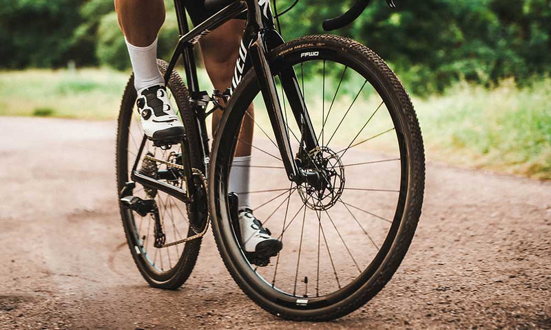 FFWD | OUTRIDE FULL ALLOY CLINCHER / 30MM / 2:1 / DISC BRAKE / BLACK - Imagen 3